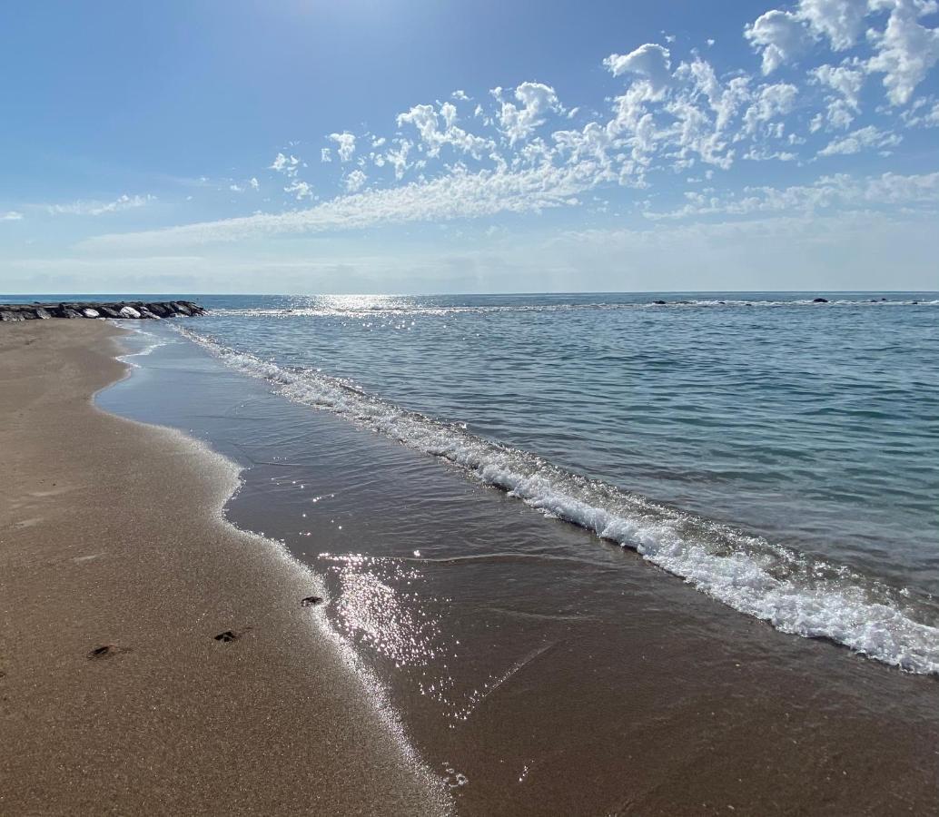 Casa Ibicenca En Benicasim A 3 Minutos De La Playa Leilighet Benicàssim Eksteriør bilde